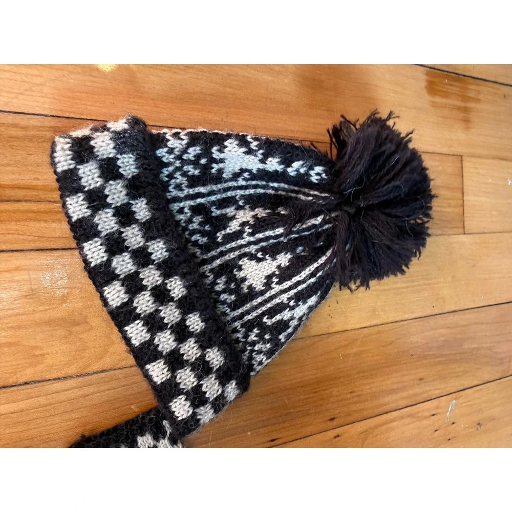 Vintage 1989 Pleasant Company Hand-Knitted Beanie and Mittens Set Black White